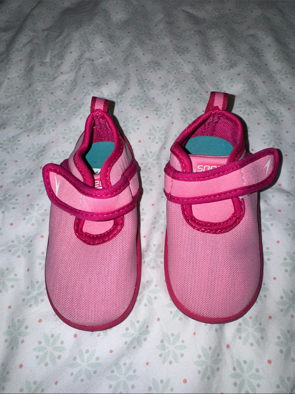 Speedo Pink and Magenta Kids Water Shoes with Hook-and-Loop Strap